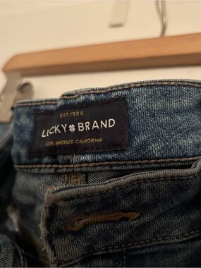 Lucky Brand Women’s Cropped Blue Denim Jeans